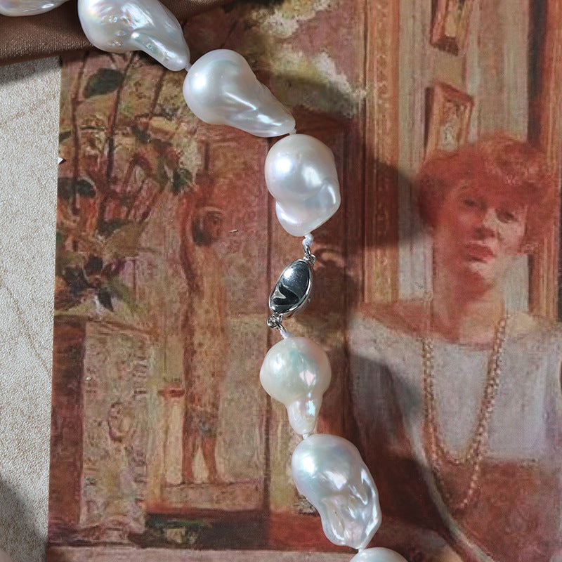 Women's Fashion Natural Pearl Necklace